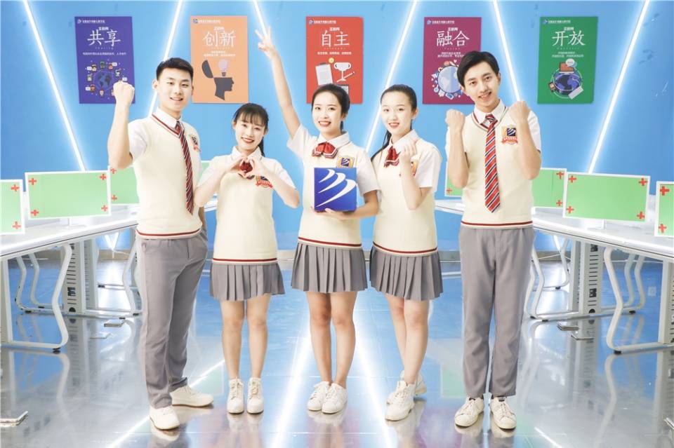 ţ󼪣ɽ»¹ҳѧӵһ