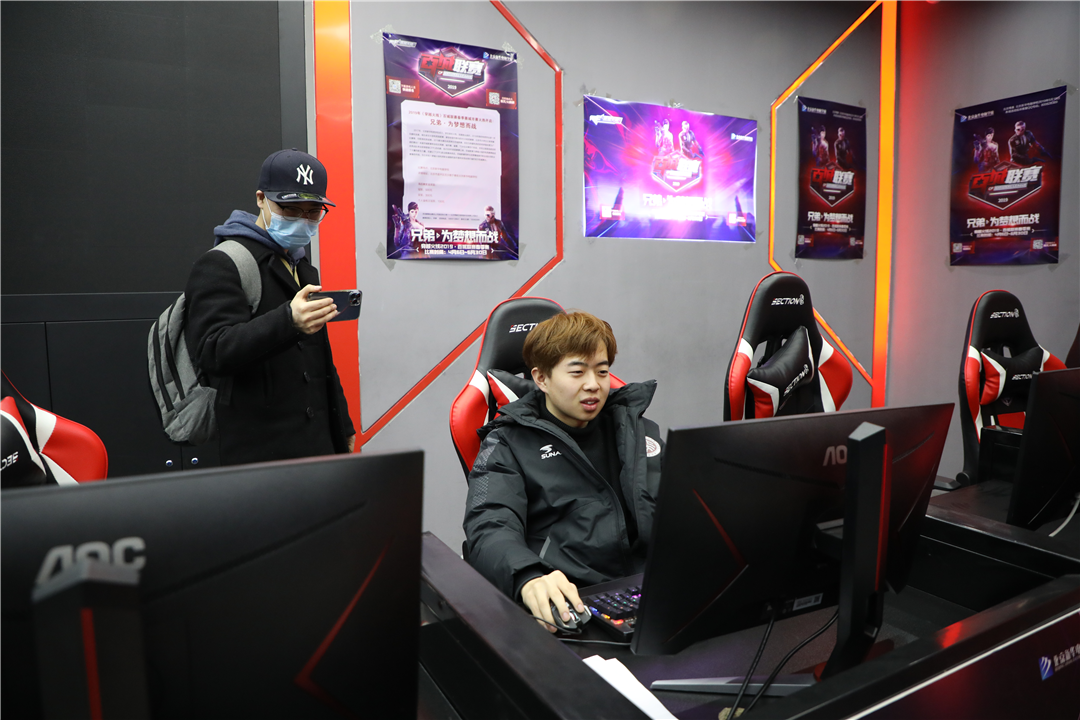 רҵǡƼСٴ»羺ýרҵ