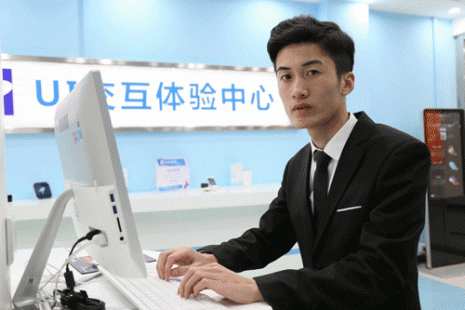 ���б�ҵ����ѧ��˫���գ������·ֵ�÷���Call