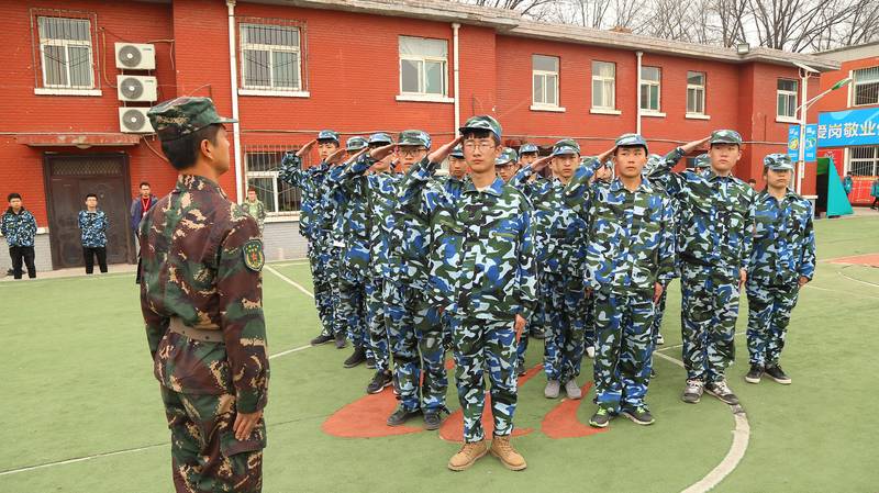山西新华春季新生军训