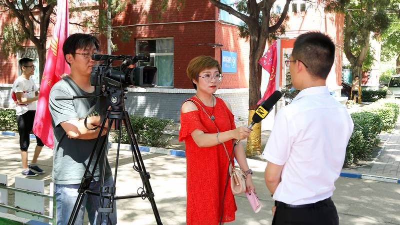 人才交流会现场报道