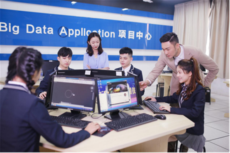 当“学渣”在山西新华遇到IT,逆袭变“学霸”