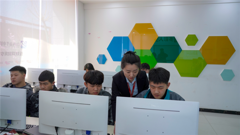 山西新华电脑学校为何值得选择?