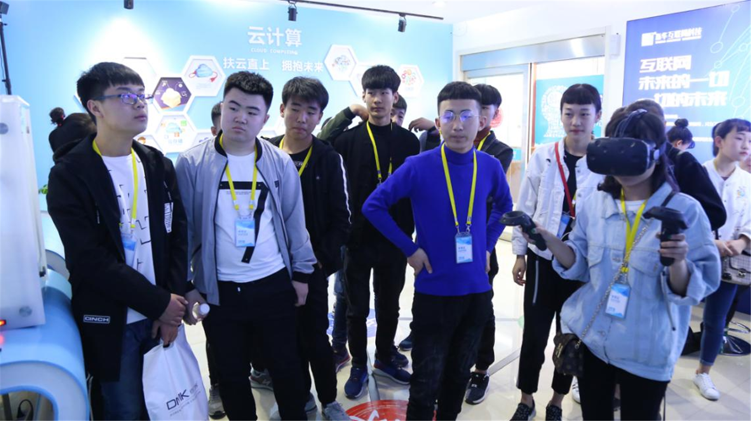 ְδɽ»ѧУһѧӪ𱬿Ӫ