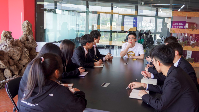 新起点 新征程丨热烈欢送我校高兴就业订单班毕业学子赴岗就业!