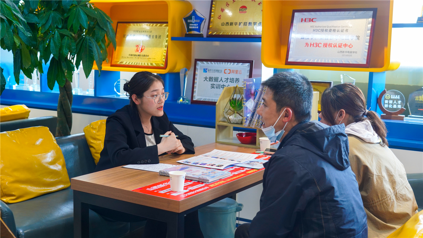 УָϡѡһѧУʵؿҪ