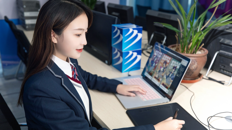 初中毕业的女生学什么技术比较有前途?