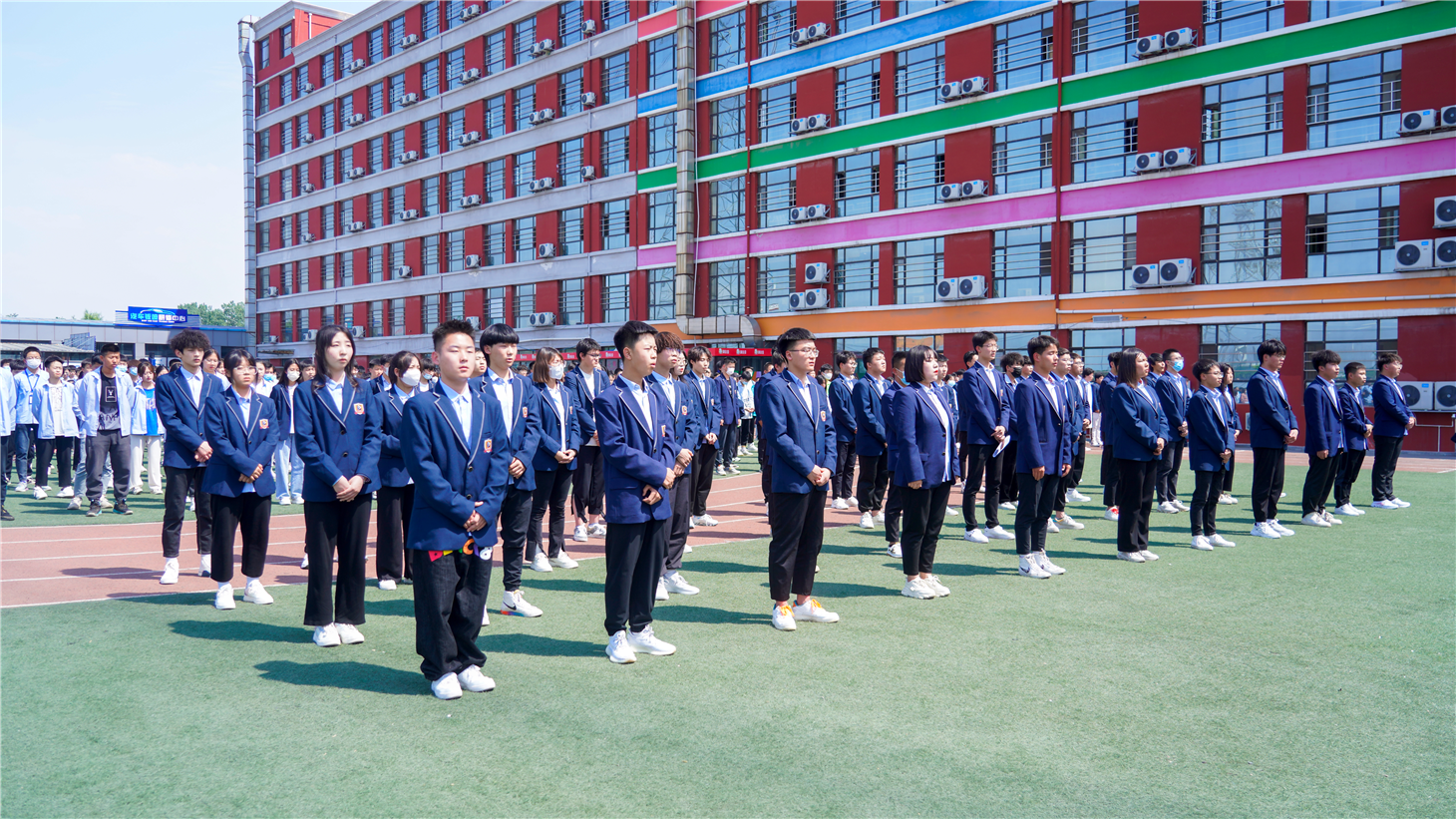 ɽ»ѧУ2022༶ѡƸʽԲ