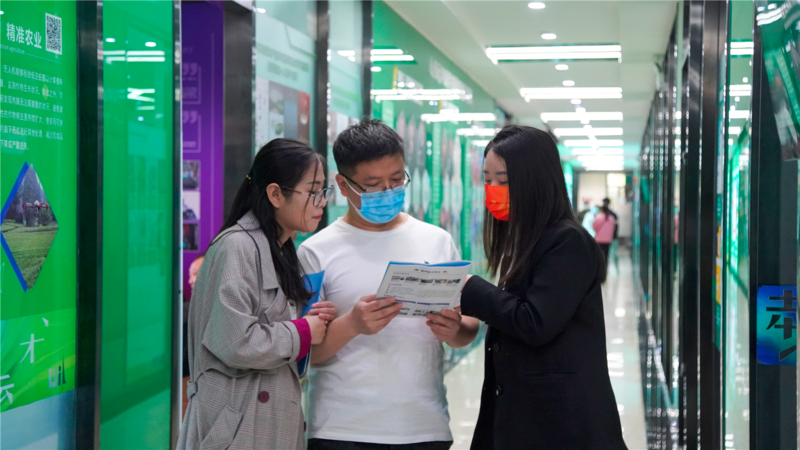 山西新华电脑学校中考咨询会