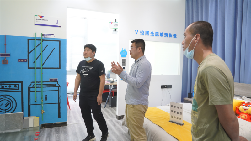 山西新华电脑学校中考咨询会现场火热