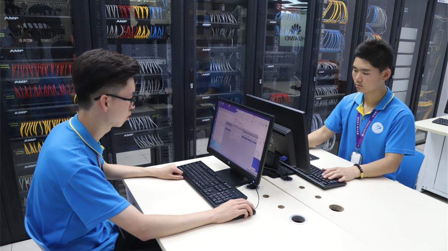 ϸô죿ϸе˿ԶʲôѧУ