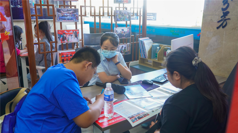 2022年中高考倒计时!初高中毕业提前择校