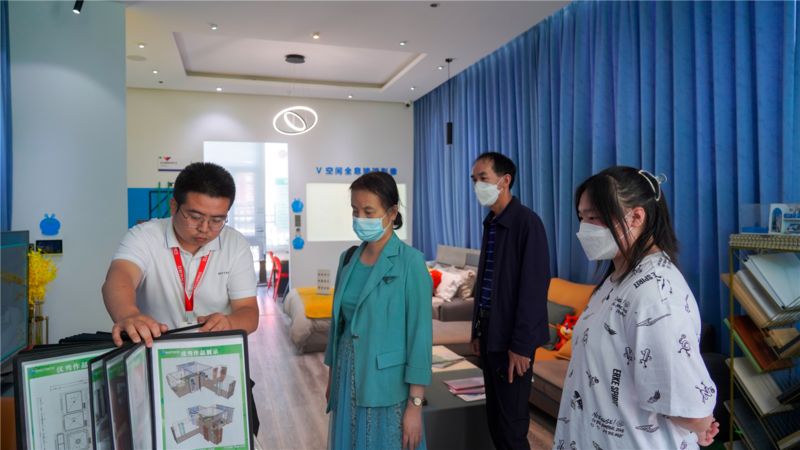 中考后初中生们该怎么选择学校?实地考察很重要!