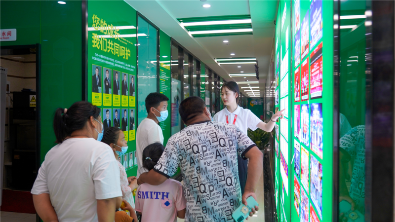 火火火!直击山西新华电脑学校秋季招生报名火热现场