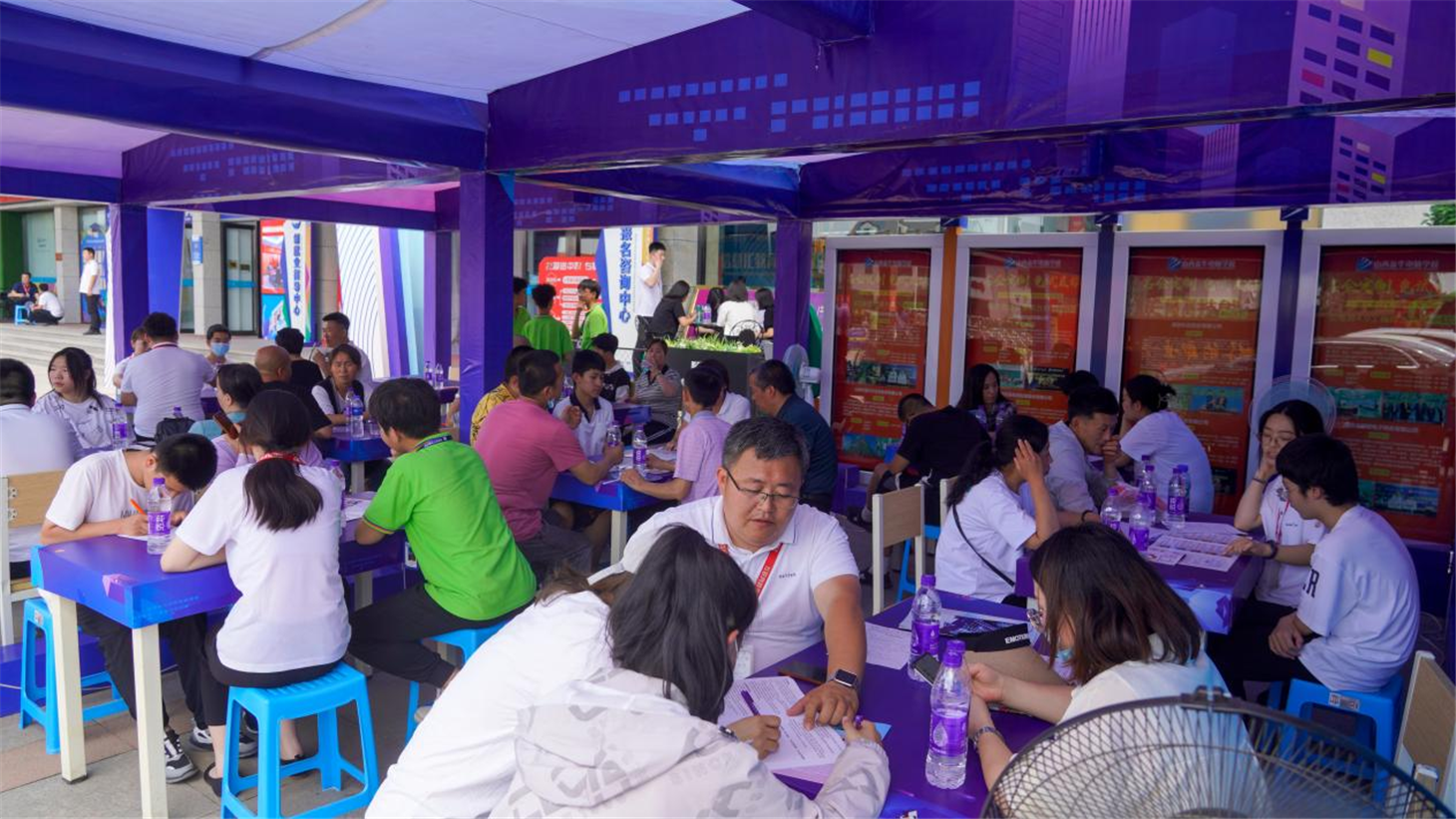 ֱֳɽ»ѧУ2022＾ȽУ