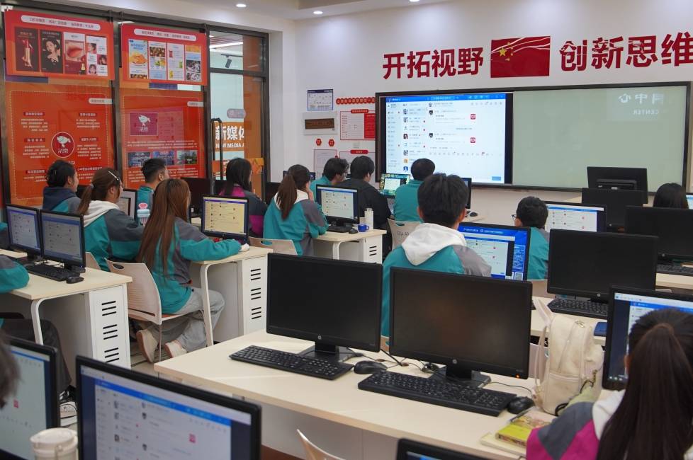 УЯ֣ұó״ѧӽƴʵս