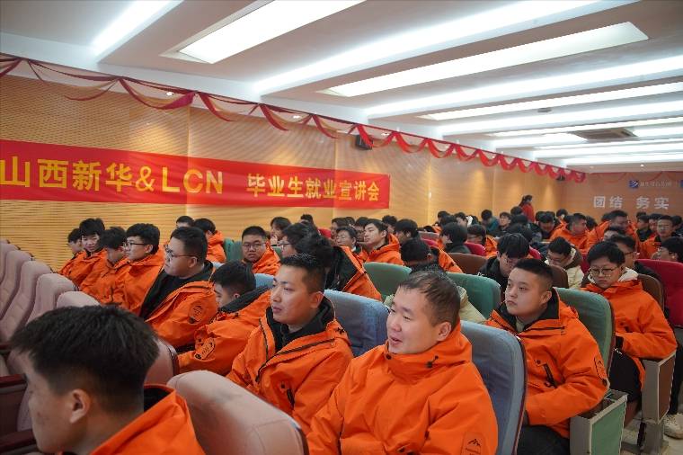 �ƶ˴��ţ���׼�Խӡ�����УPLC