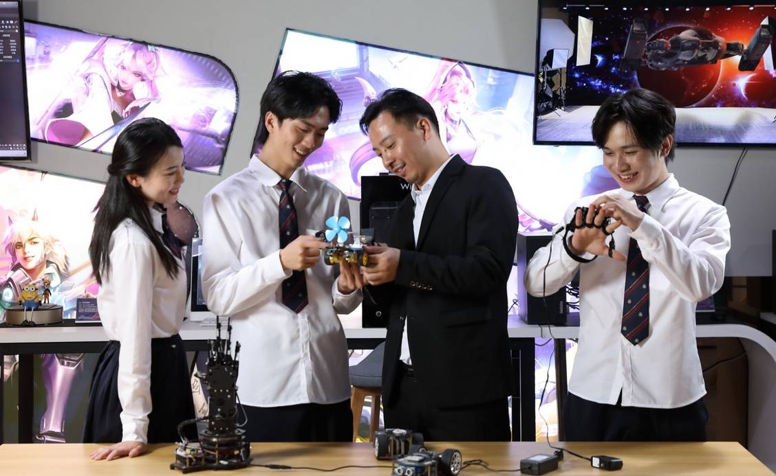 ���ؾ�ҵ������ɽ���»���ѧ�Ӻ�