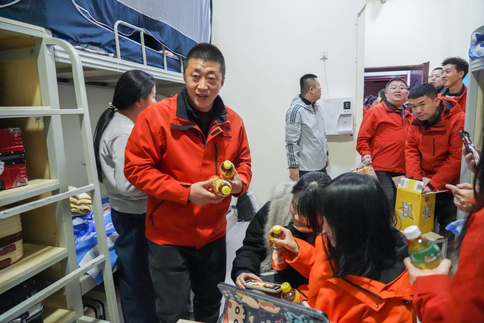 �ػ��롰�ޡ�������顰�¡�