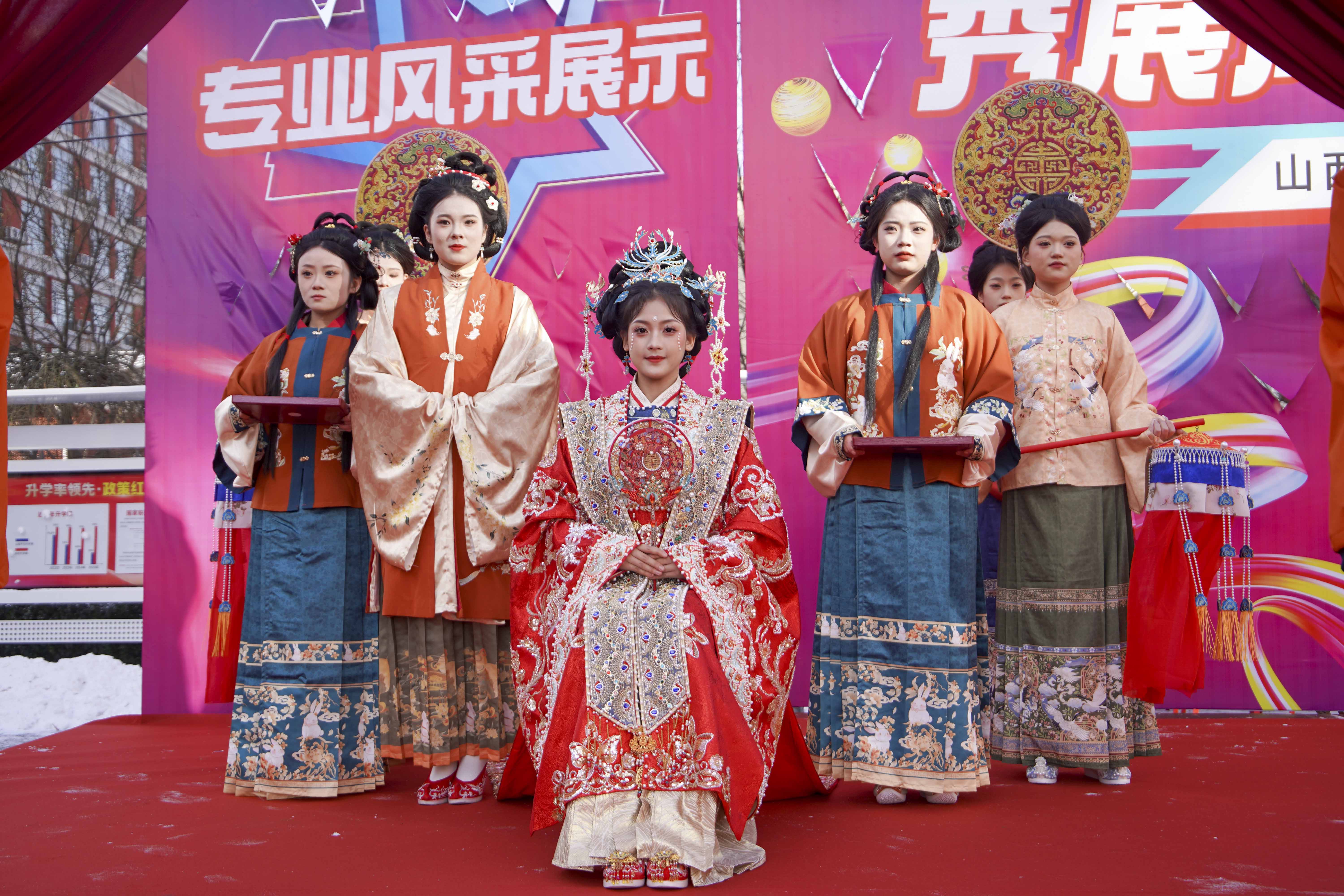 �������Ρ�ְ��δ����ɽ���»�ְ����չ��ʢ��3��21��