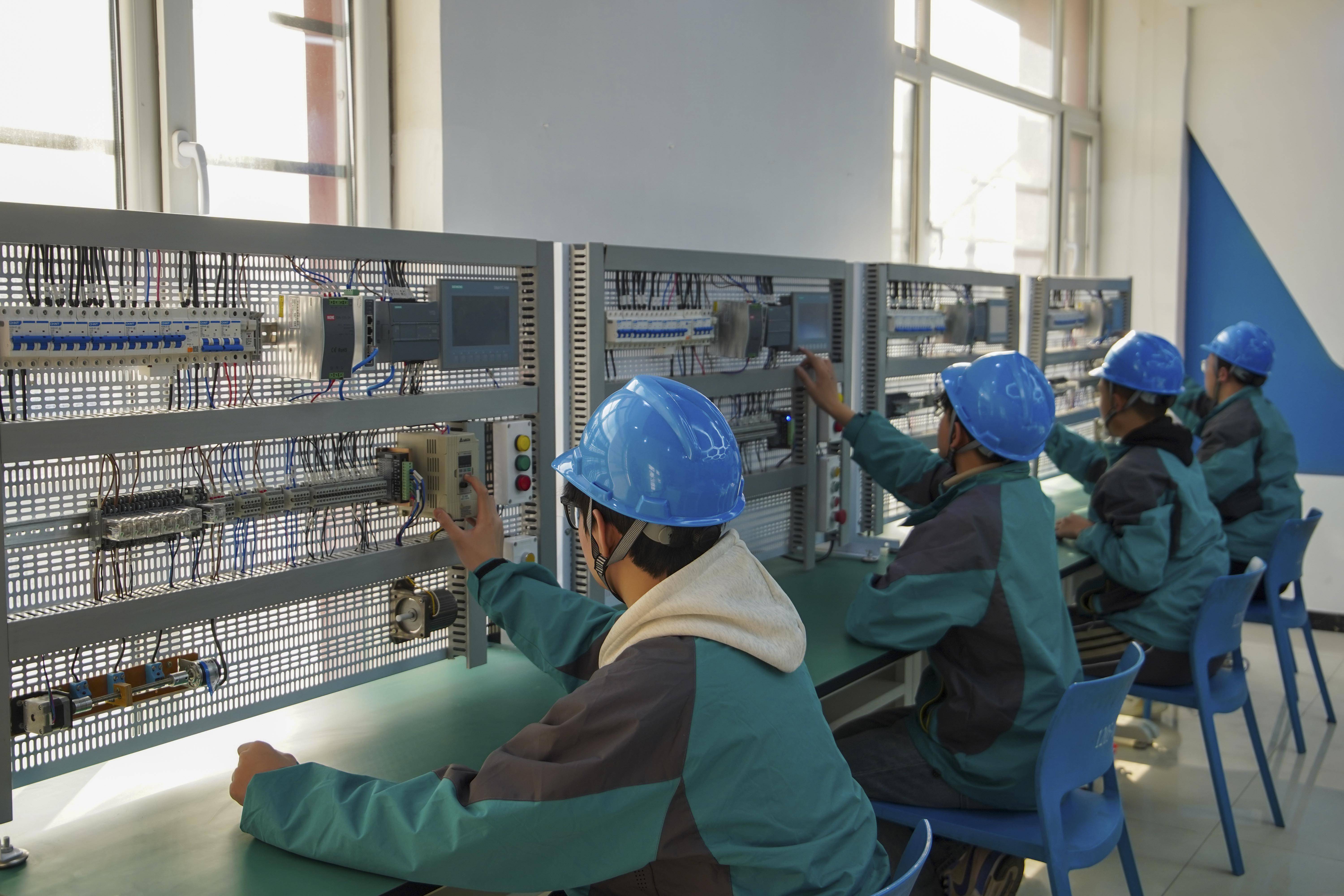 ���б�ҵû���ϸ��и���ôѡ��ѧ