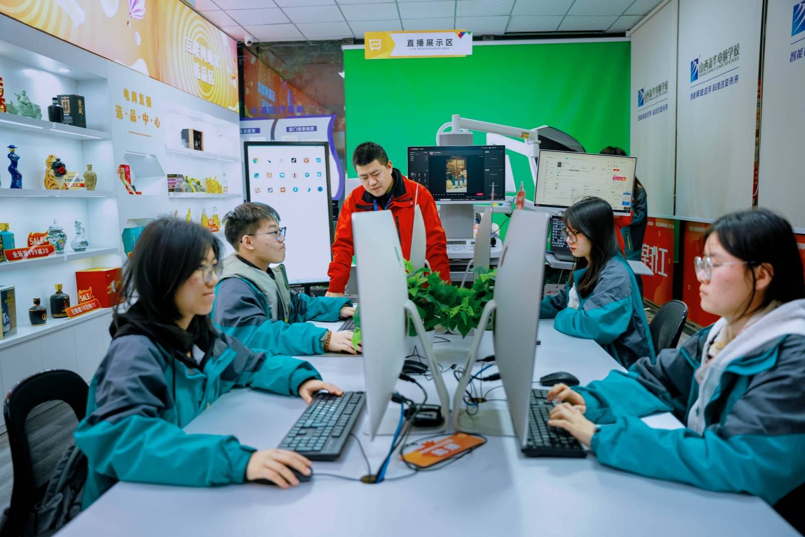 �ҳ��ؿ���������ѡרҵ����3������һ��Ҫ�����